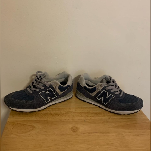Boys Youth New Balance 574 - Picture 4 of 6